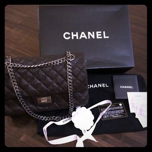 **SOLD** Chanel 2.55 Reissue 225 Caviar